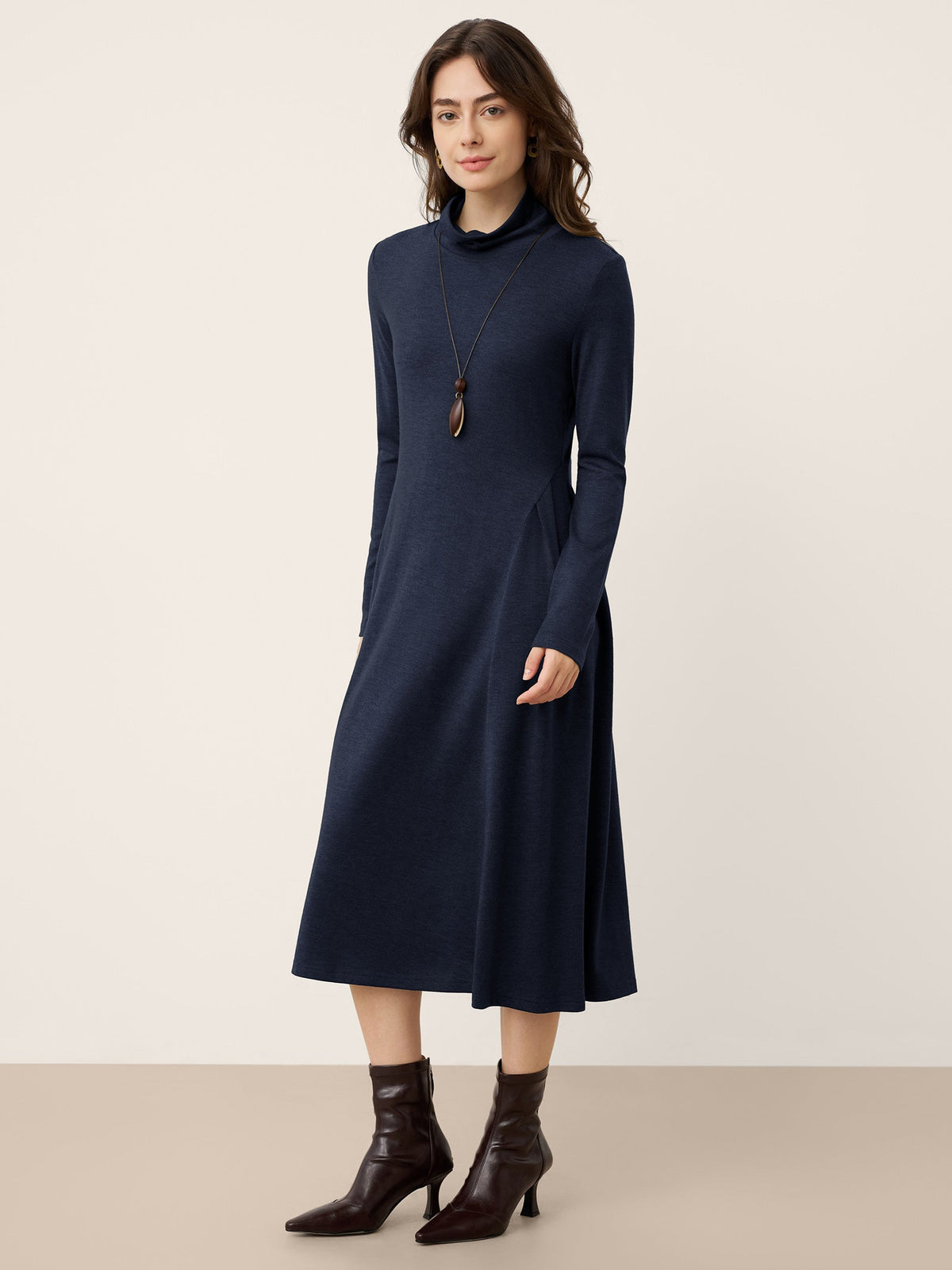 LINTICO women's wool outfit with maxi dress and midi dress