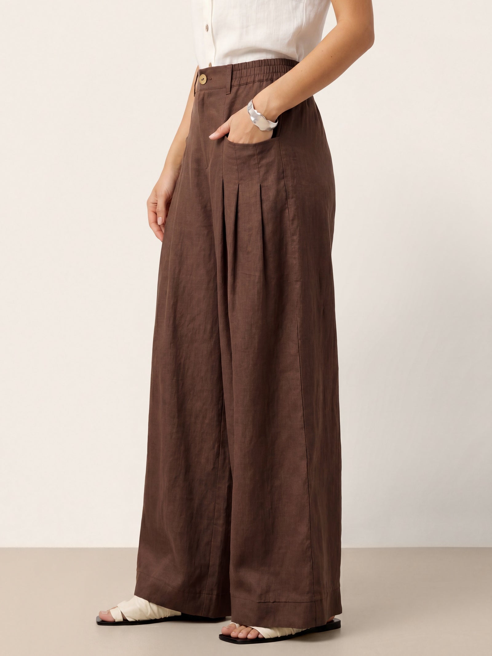 100% Linen Sculpted Pleat Elasticated Back Relaxed Pants VERIDIANA by LINTICO for women