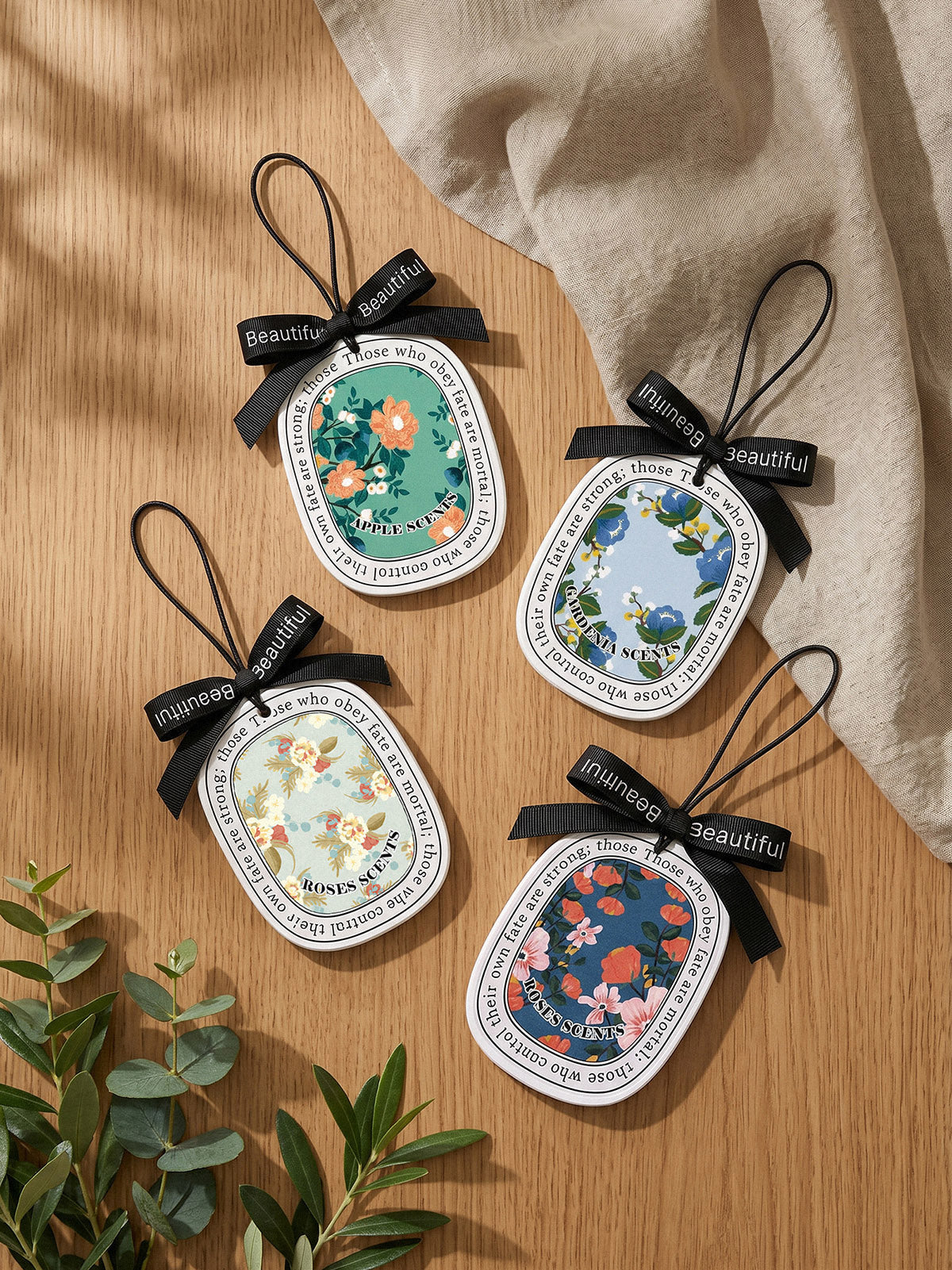Scented Hanging Card by LINTICO